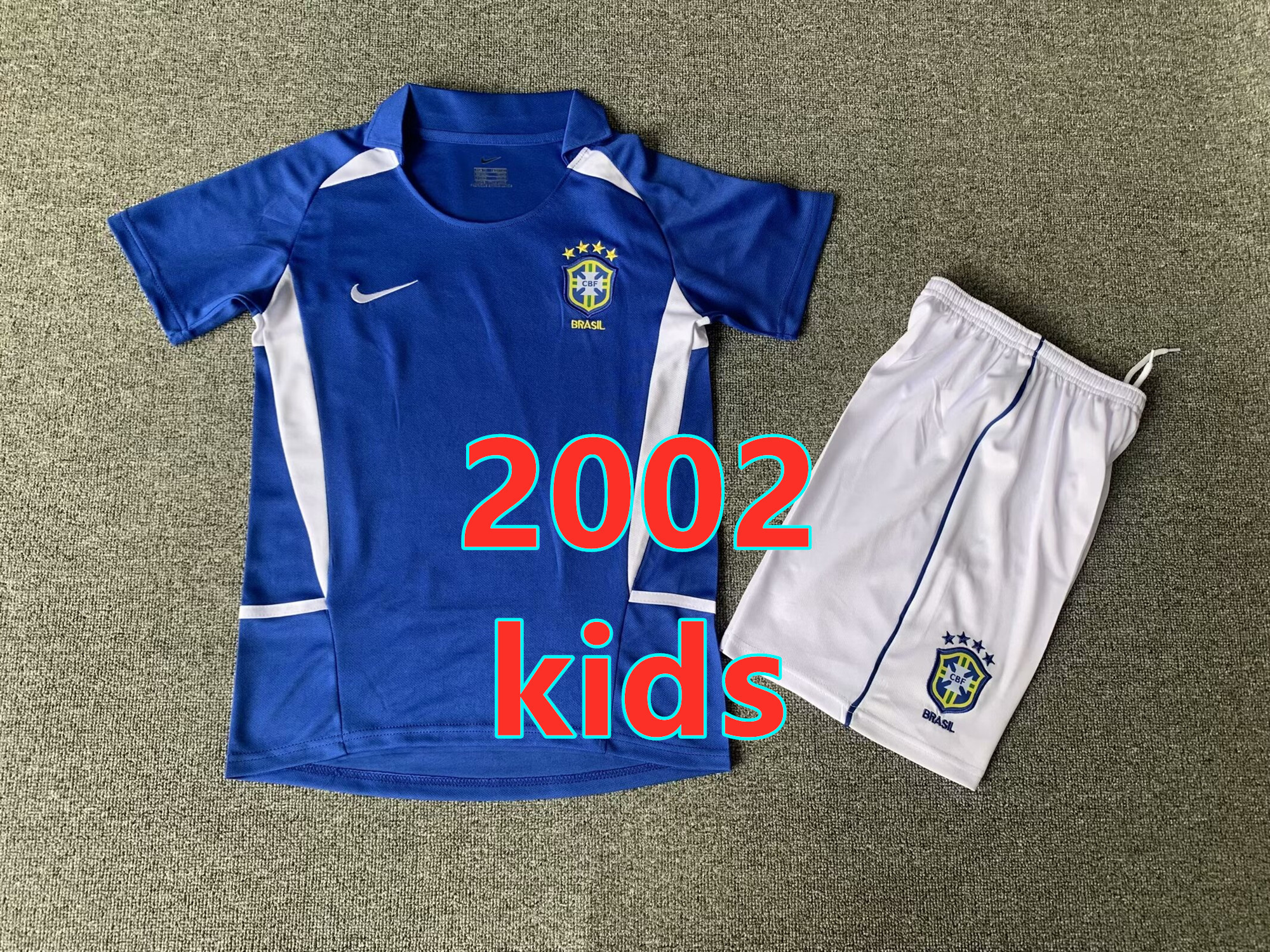 Ensemble extérieur Brésil 2002 rétro (enfant)