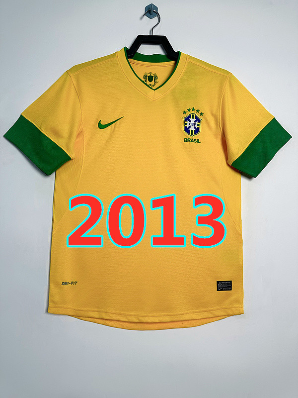Maillot domicile Brésil 2013 rétro