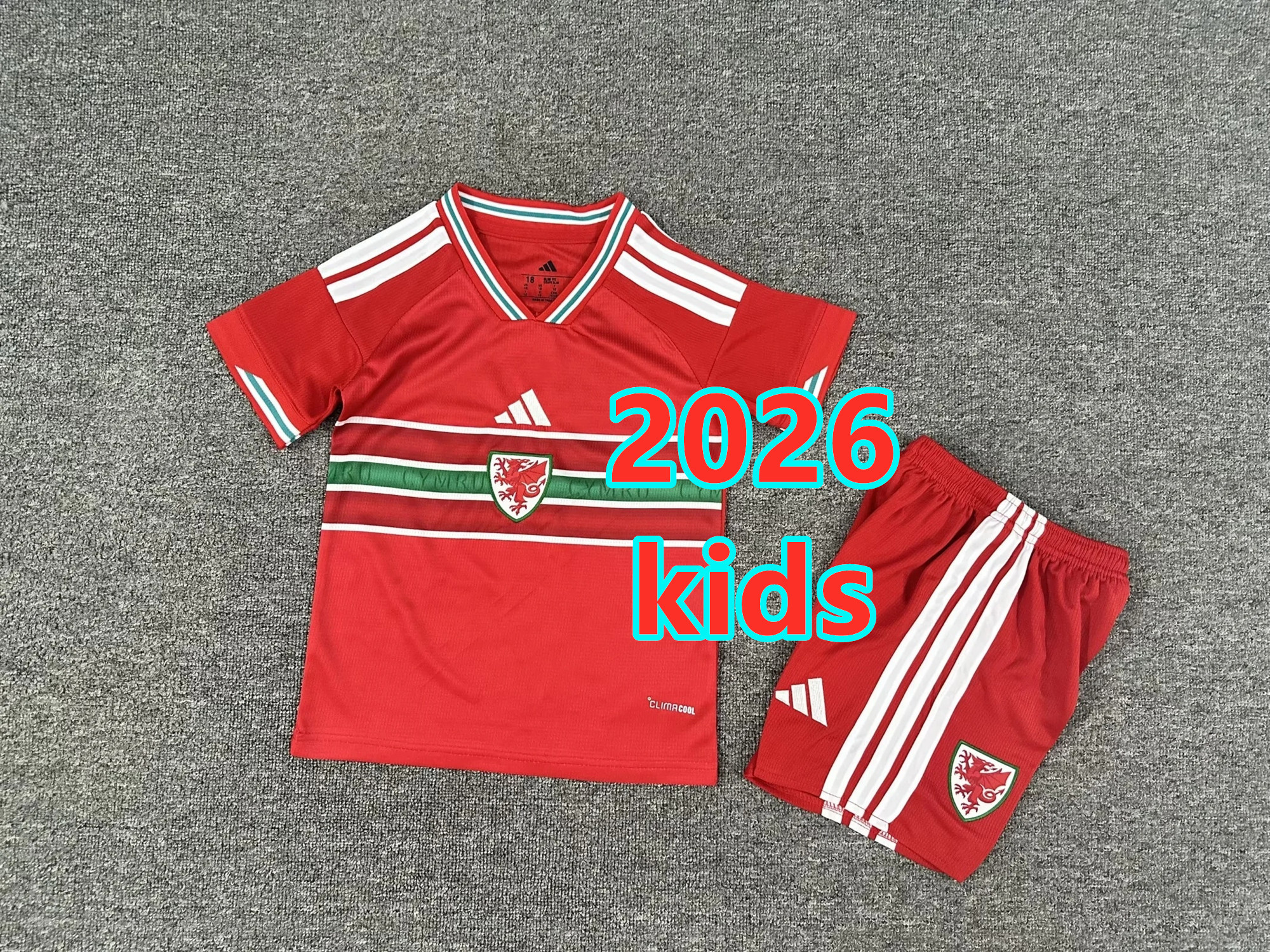 Ensemble domicile Pays de Galles 2026 (enfant)