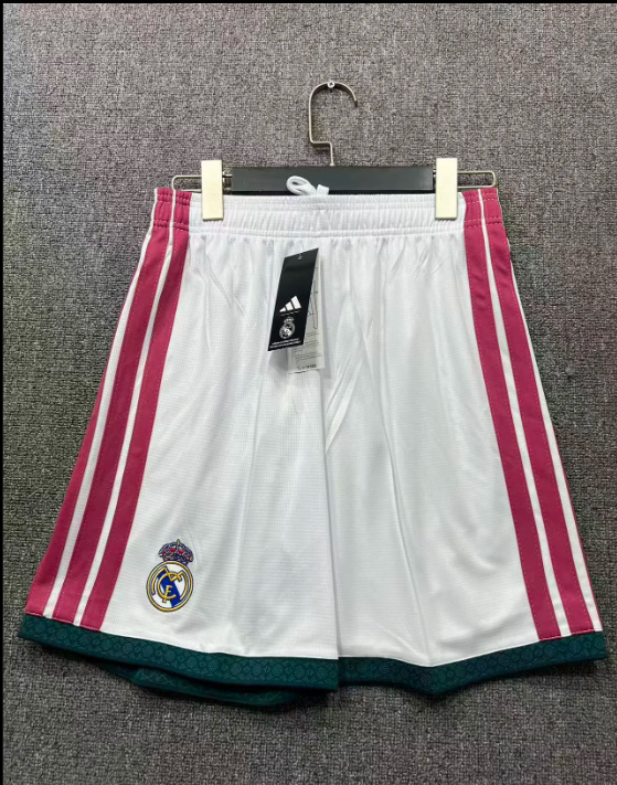 Short domicile Real Madrid 26-27 (version supporter)