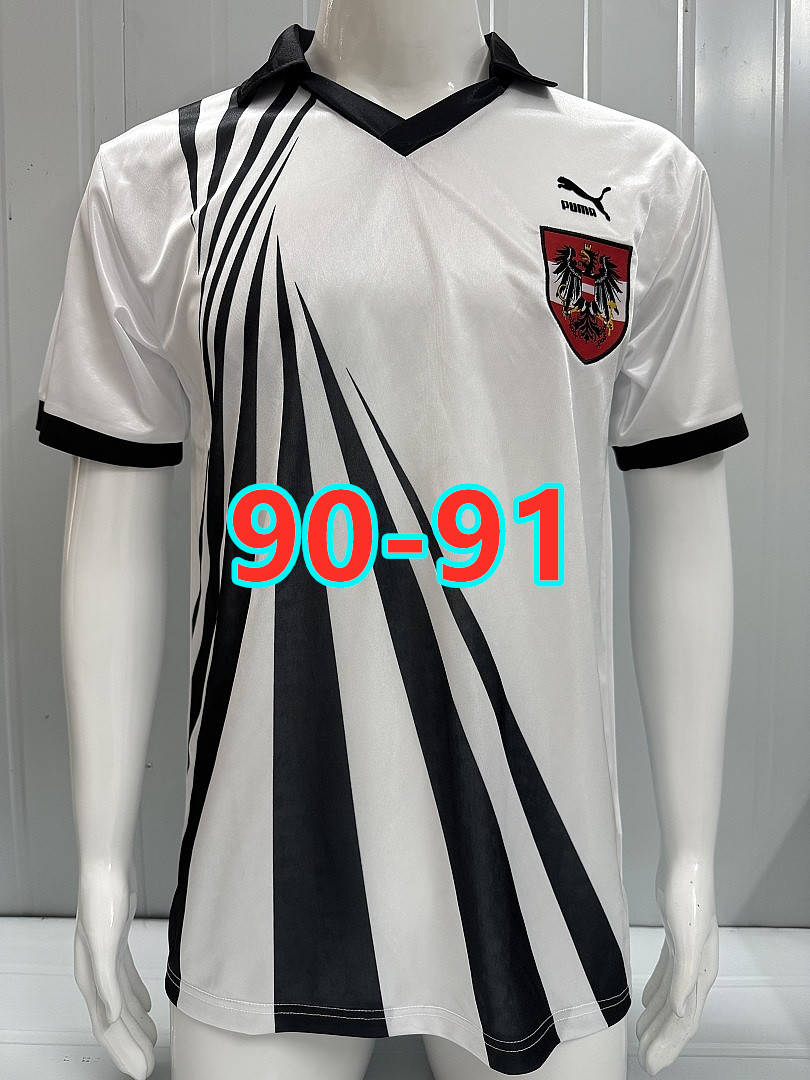 Maillot domicile Autriche 90-91 rétro